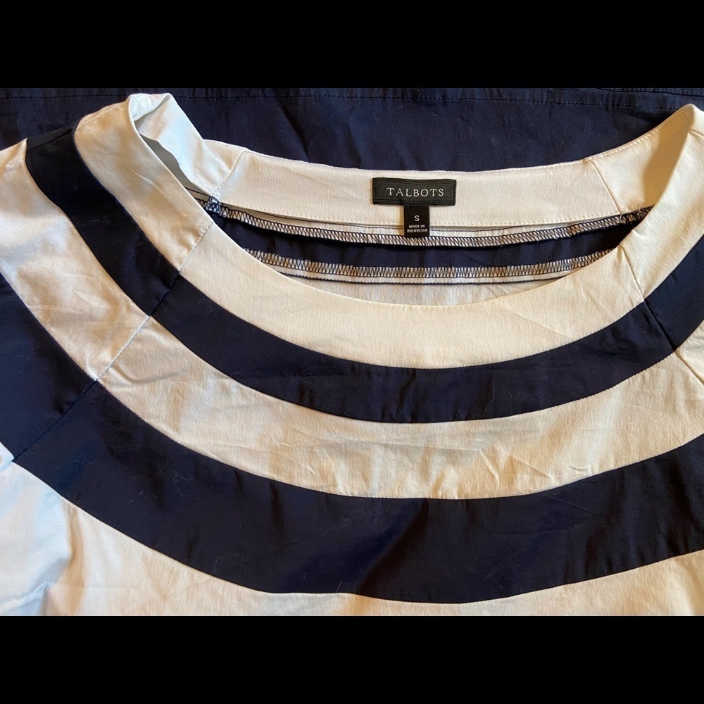 Talbots blouse - Picture 2 of 4